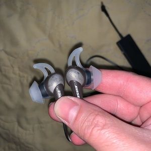 Bose QC20